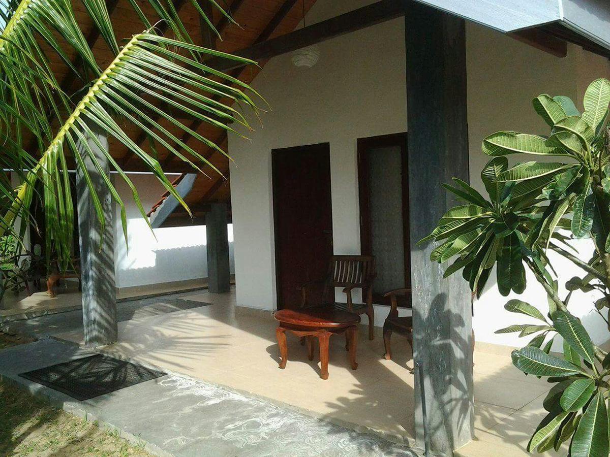Villa Nilaveli Cabana Bagian luar foto