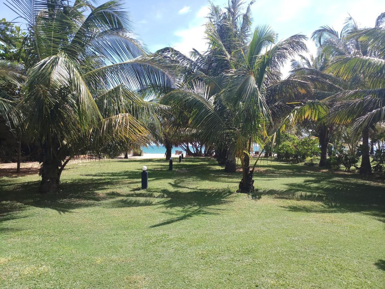 Villa Nilaveli Cabana Bagian luar foto