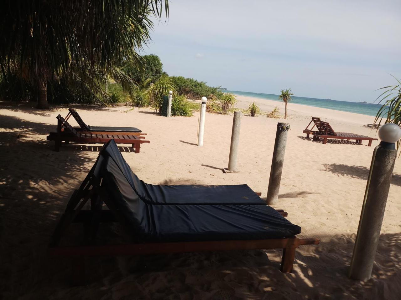 Villa Nilaveli Cabana Bagian luar foto