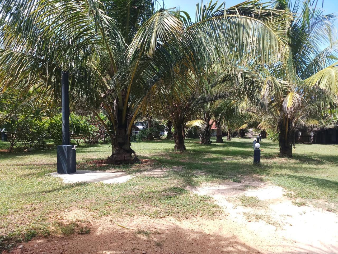 Villa Nilaveli Cabana Bagian luar foto