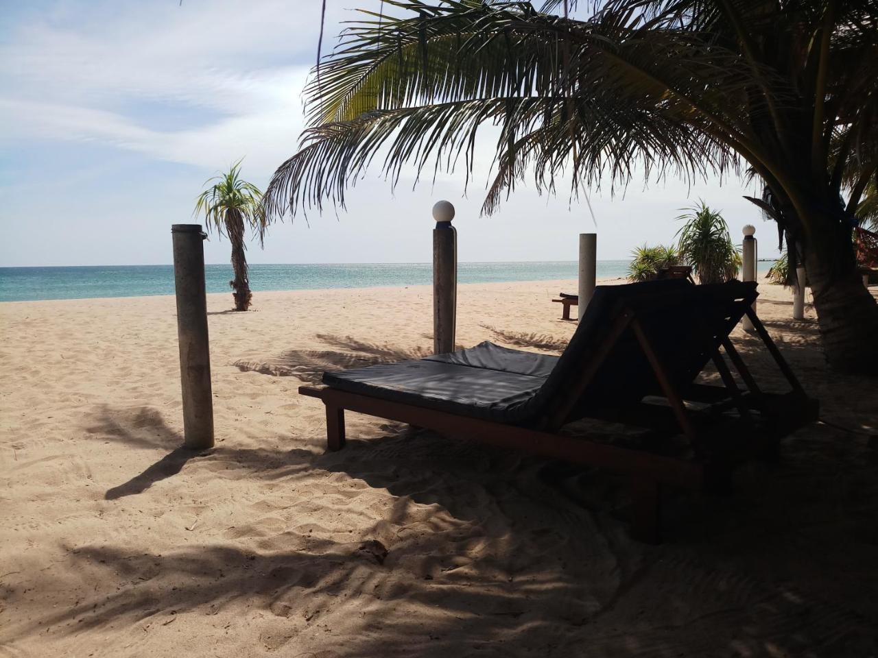 Villa Nilaveli Cabana Bagian luar foto